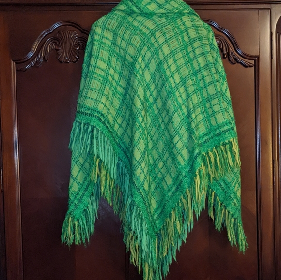 Vintage Arolan Kutomo Poncho - Picture 3 of 3